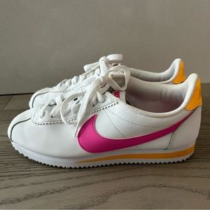 NIKE CORTEZ WOMENS 8